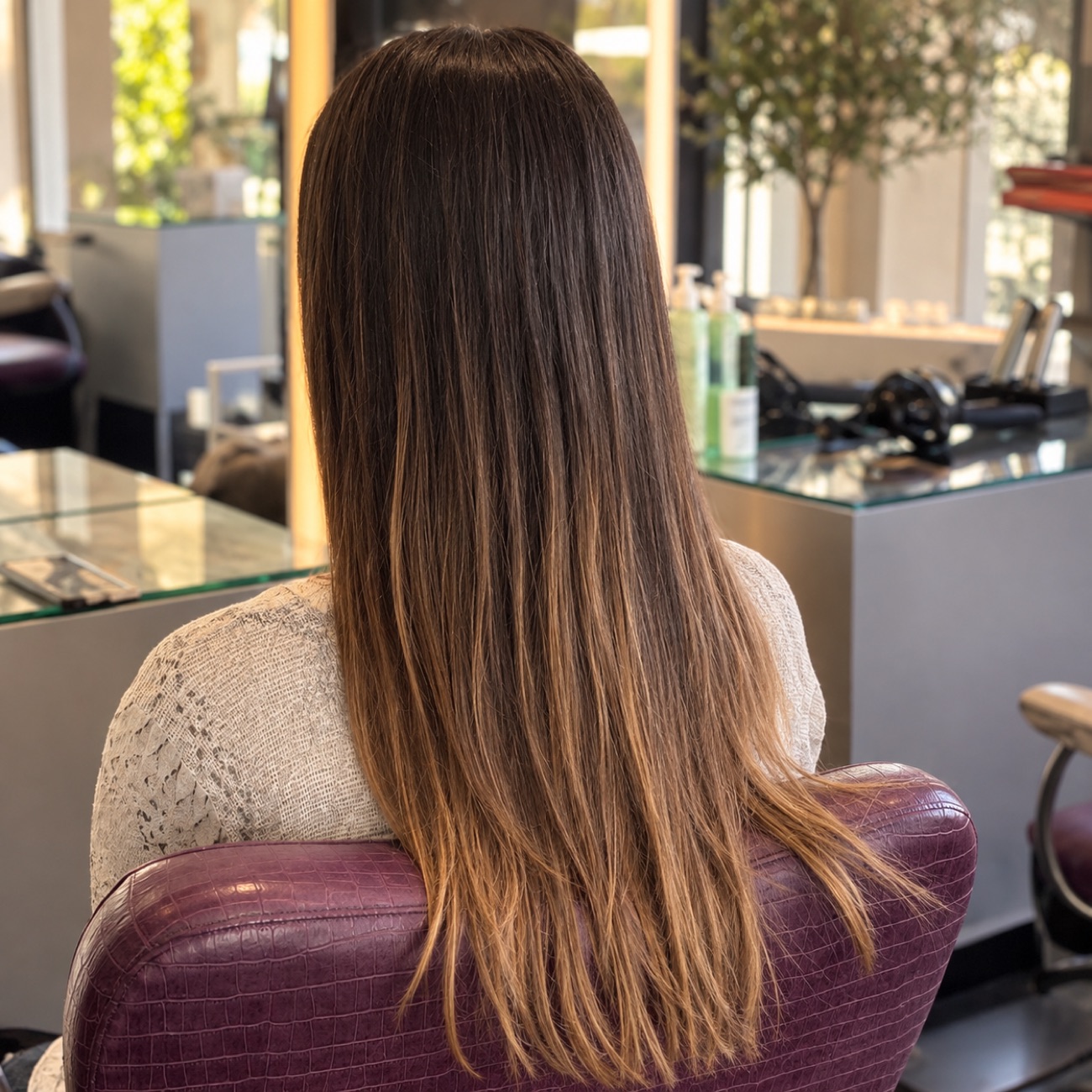 Melena morena con brushing